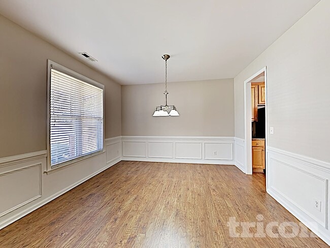 Photo - 376 Collinsworth Dr House