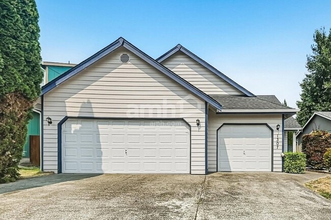 Photo - 1307 187th St Ct E