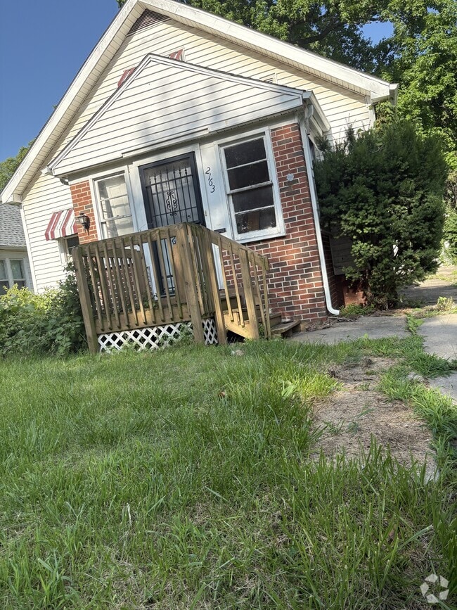 Building Photo - 2163 S 17th St Rental
