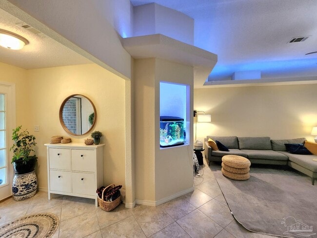 Photo - 876 Miramar Dr