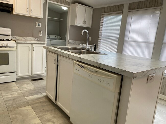 Photo - 1302 N 9th Ave