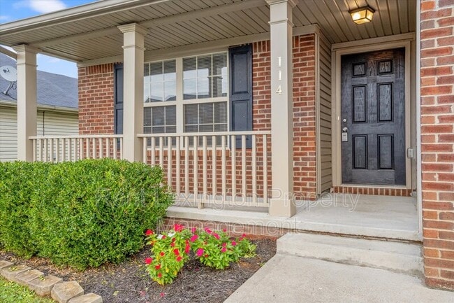 114 Grisham Dr