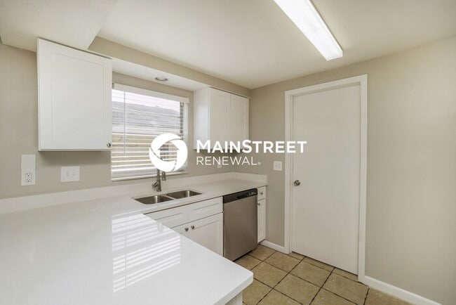 3 Bedroom Pet-Friendly Home in TAMPA, FL with Main Street Renewal