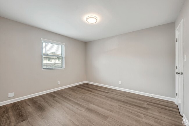 Photo - Spacious, Updated 2BR with City Convenience Unit B7