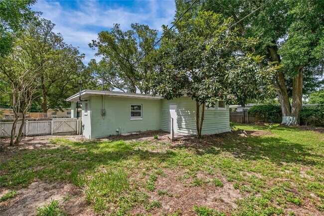 1435 Eden Dr