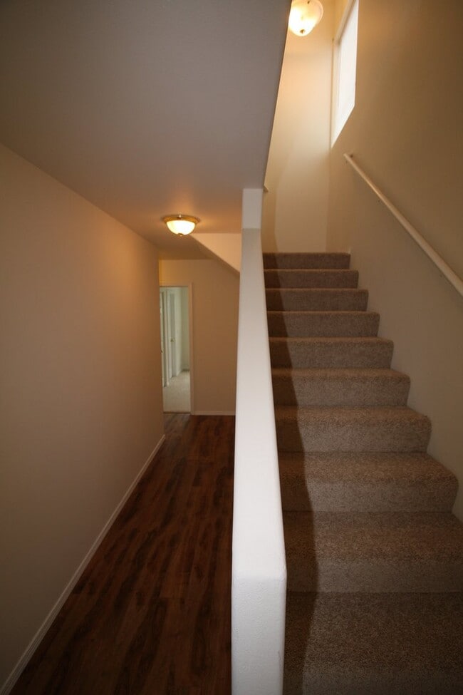 Photo - 4 Bedroom Eagle River Condo!