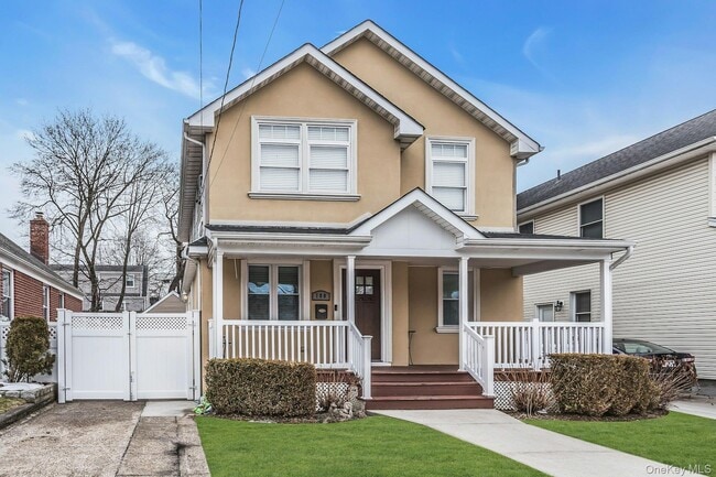 Photo - 180 Kensington Rd