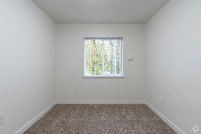 3BR, 2BA - 1,018SF - Second Bedroom