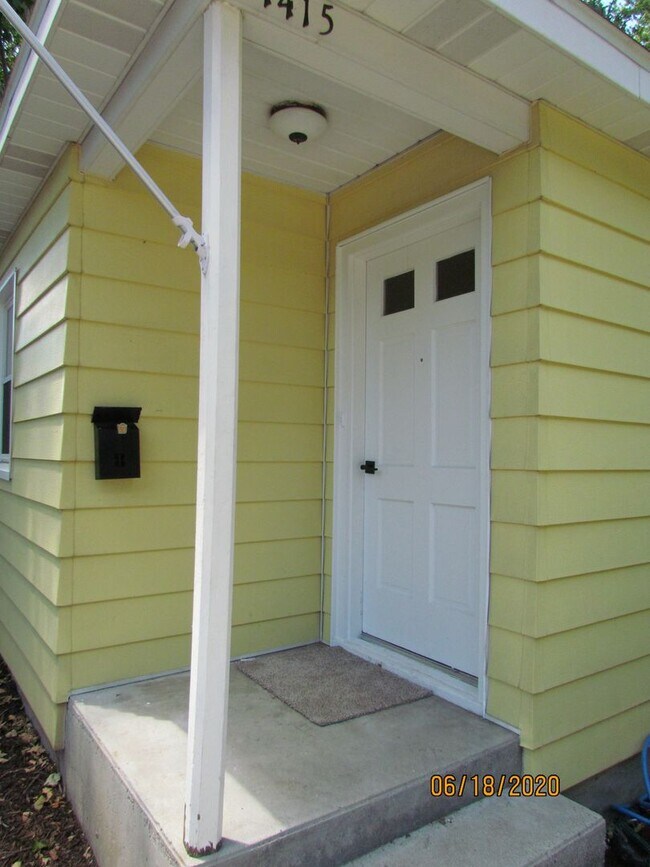 Photo - ROOMMATE Needed for 3 Bed Home Close to Bo...