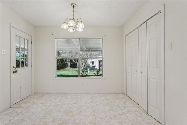 Photo - 1705 Kings Row