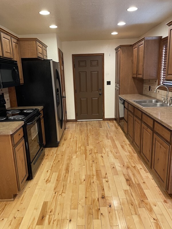 Photo - 582 E 4400 S