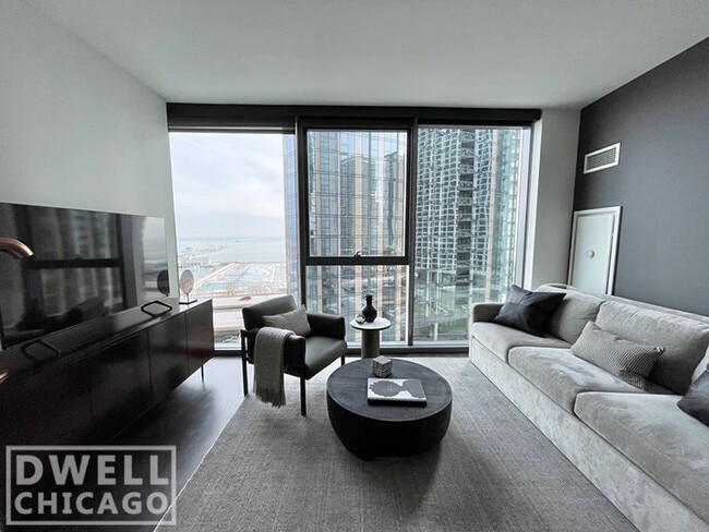 Photo - 460 E Waterside Dr