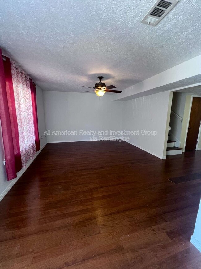 Photo - 1815 Pointed Leaf Ln