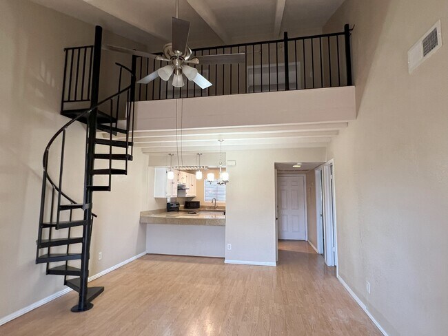 Photo - 11666 N 28th Dr Casa Adosada