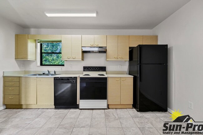 660 8th St Unit 210