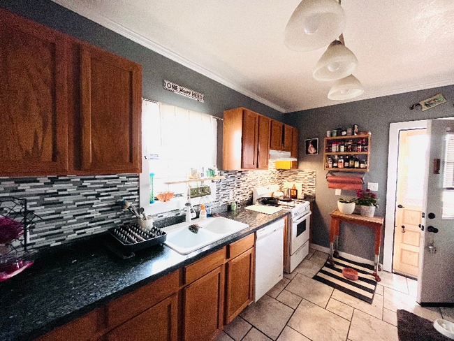 Photo - 400 S 1st St