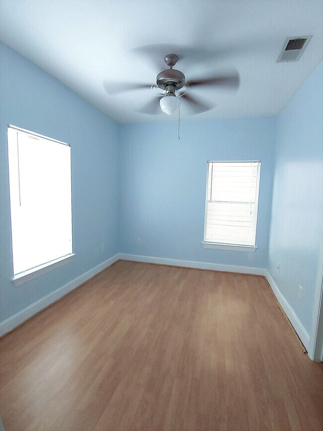 Photo - 1901 Crossing Pl Unit 2203