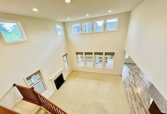 Photo - 16499 Beverly Dr