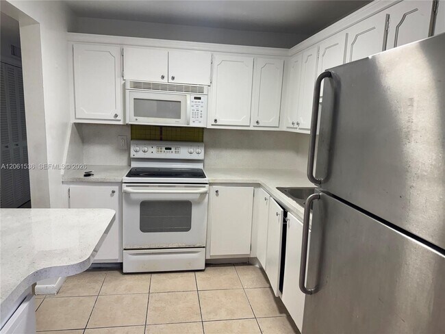 Photo - 4730 NW 10th Ct Unit 210