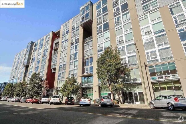 Building Photo - 311 Oak St Unit 719 Rental