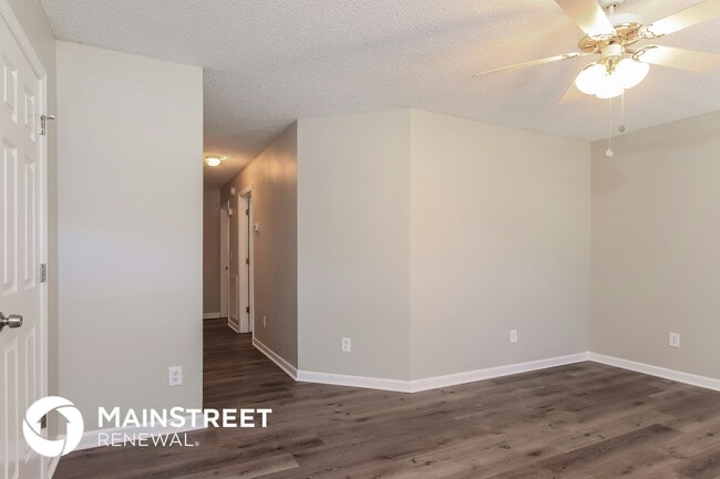 Photo - 1108 Woodbriar St