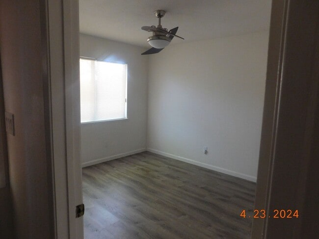 Photo - 400 Tepatitlan Ct