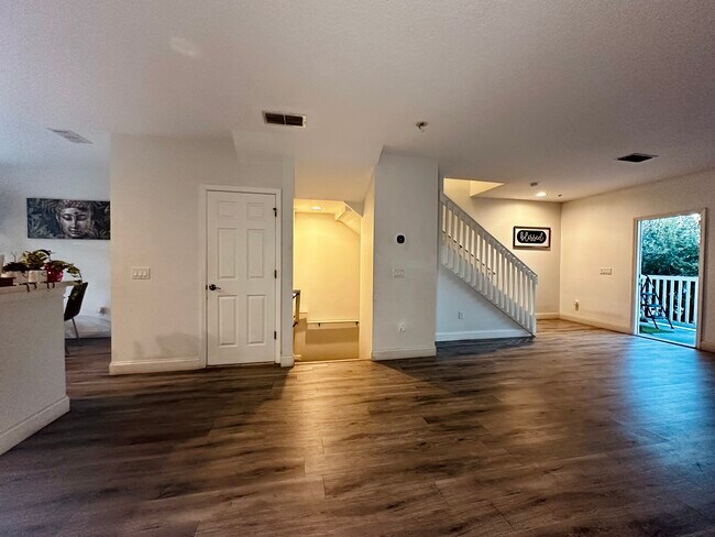 Photo - 416 Blue Bayou Ln