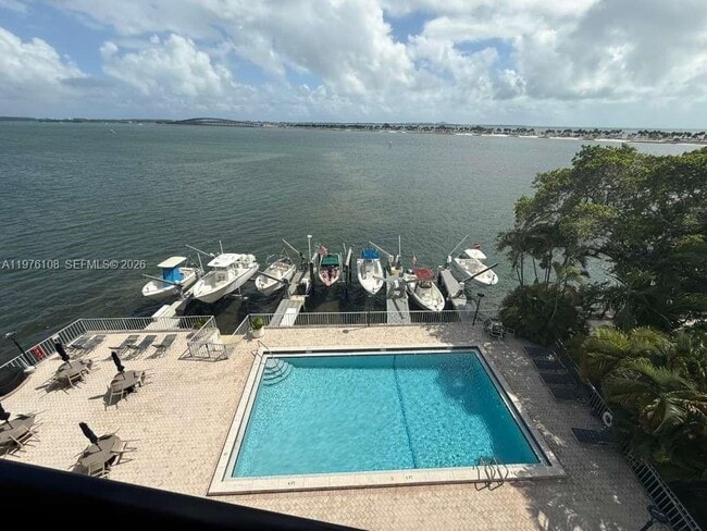 Building Photo - 2201 Brickell Ave Unit 98