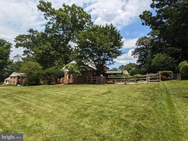 Photo - 8263 Toll House Rd