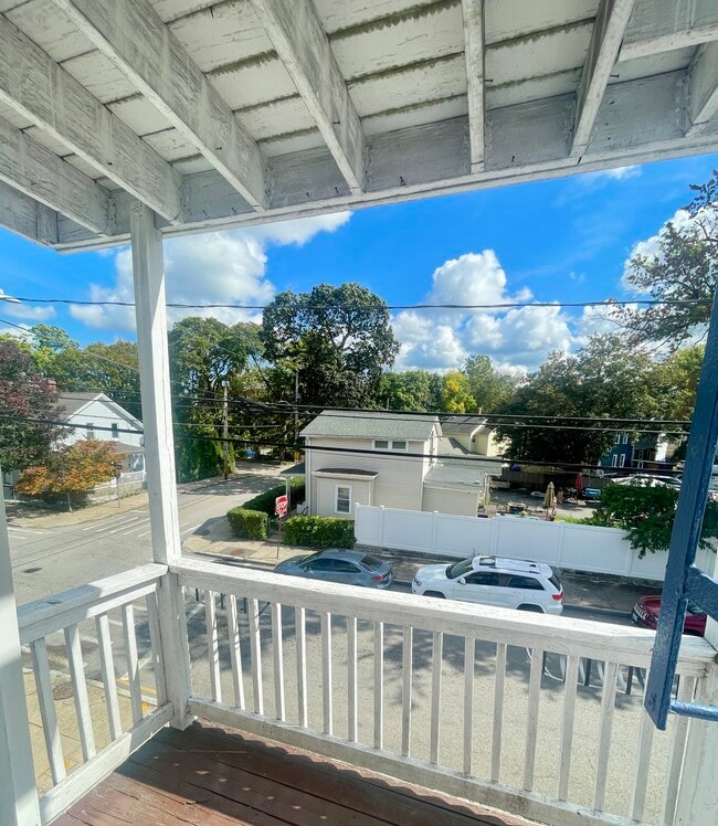 Outdoor Patio - 44 Pine St Unit #2