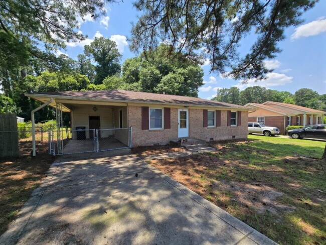 Photo - 4617 Belford Rd