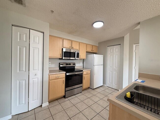 10831 Windsor Walk Dr Unidad 1305