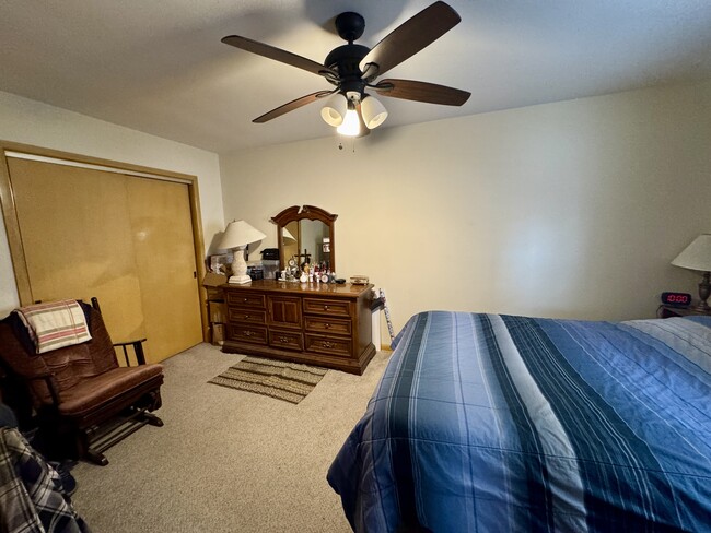 Photo - Forest Home 8 Unit Unit 1