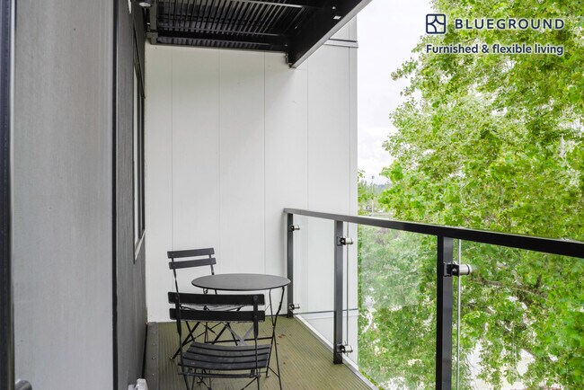 Photo - 4609 Union Bay Pl NE Unit FL4-ID736