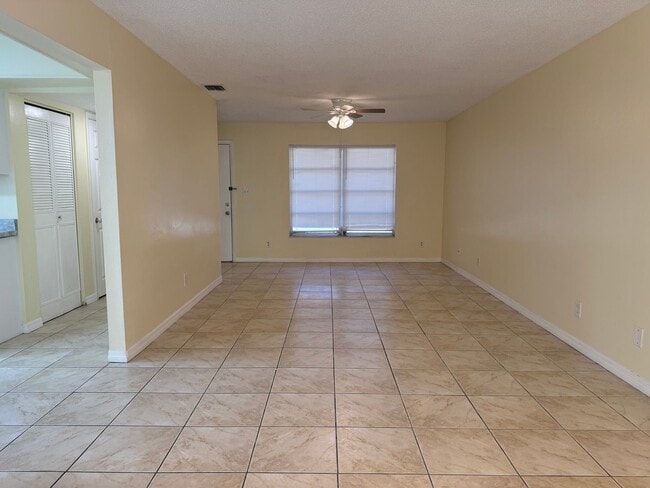 Photo - Unfurnished Annual Rental Now.