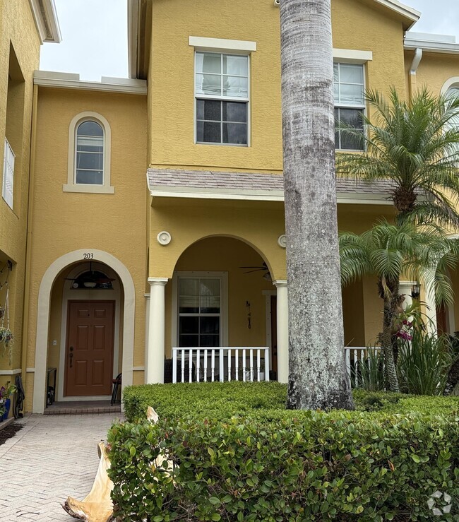 Building Photo - 127 Seagrape Dr Unit 203 Rental