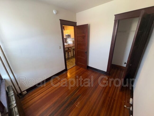 Photo - 69 Lexington Ave Unidad 1