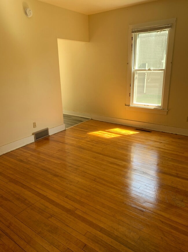 714 Niagara St Unidad 2BR/1BA