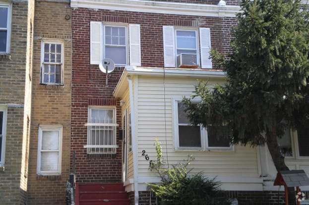 Building Photo - 266 Boyd St Rental