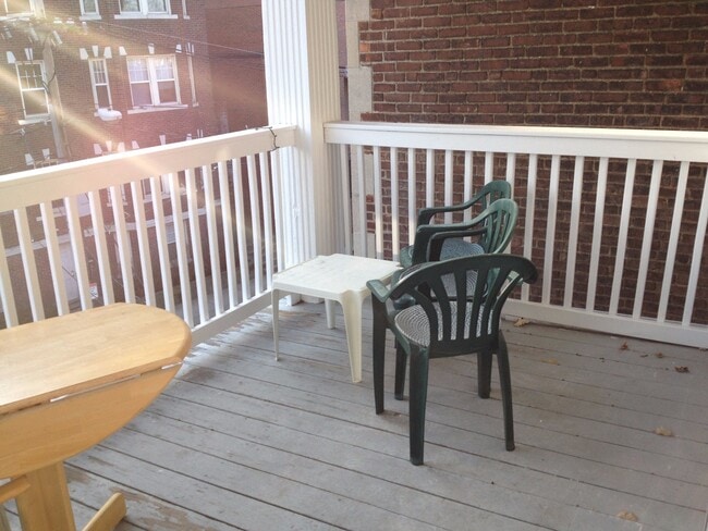 Photo - 162 Kelton St Unidad 1