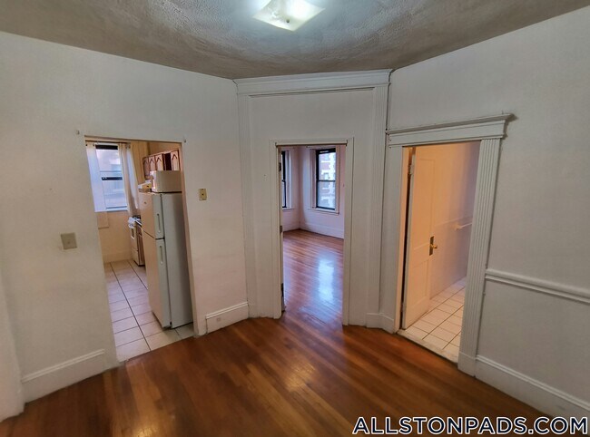 Photo - 1254 Commonwealth Ave Unidad 5