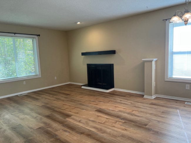 Building Photo - 5804 Ryewyck Dr Rental