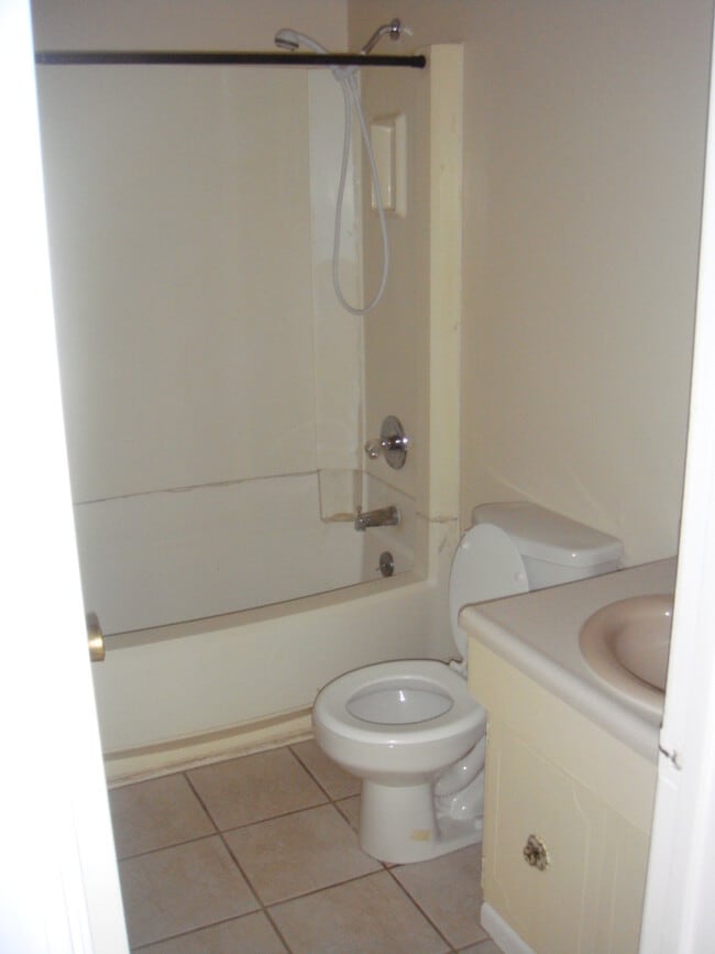 Photo - 4008 51st St Unit 2