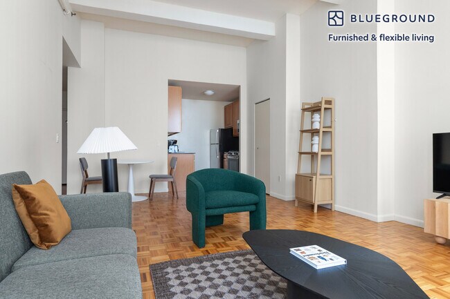 85 John St Unit SI FL13-ID2201