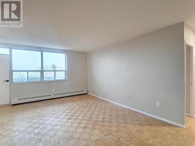 Photo - 98 Holgate St