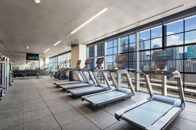 Photo - 601 NE 1st Ave Unidad ID1227548P