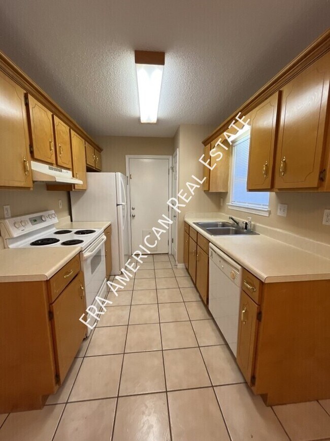 Photo - 2455 Starmount Dr