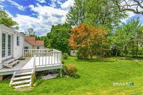 98 Woodmere Rd