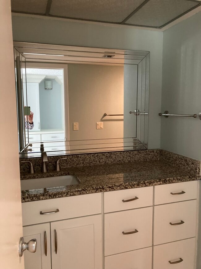 Photo - 8150 Brent St Unidad 714