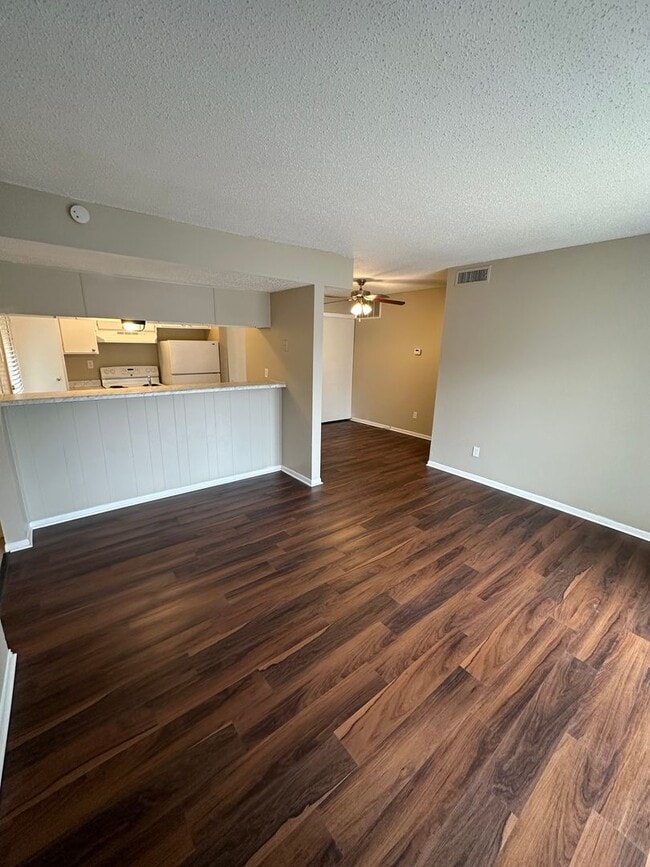 Photo - 2BD/2BA Condo located on the Germantown/Memphis Line!